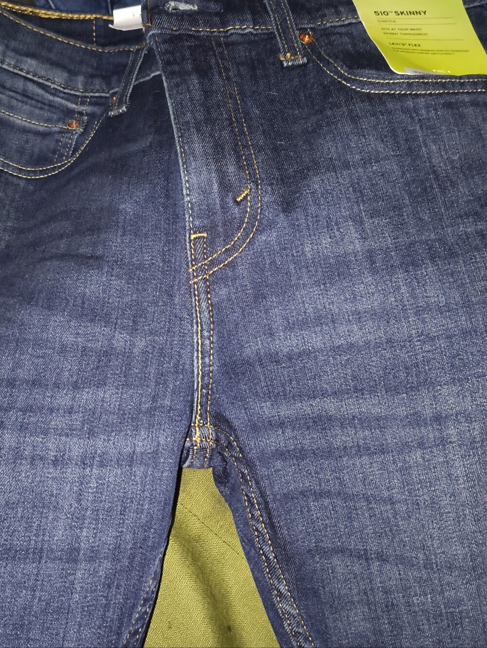 Levi's Men's Skinny Jeans in Dark Indigo with Golden Stitching
